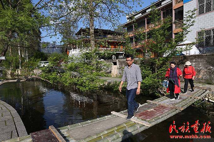 贵州铜仁 乡村振兴正当时--云舍村：“仙人居住”的地方