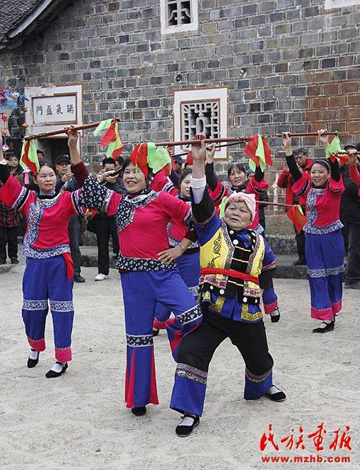 贵州铜仁 乡村振兴正当时--云舍村：“仙人居住”的地方