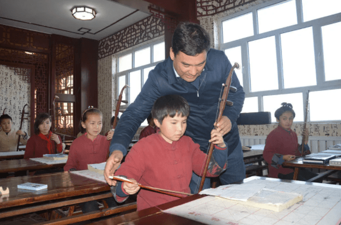 以习近平同志为核心的党中央引领新时代民族工作创新发展纪实