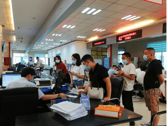 以“破、激、加”优化营商环境