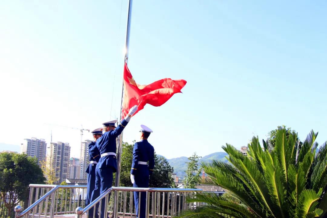 国庆节，印江各族人民多形式向祖国表达深情祝福！