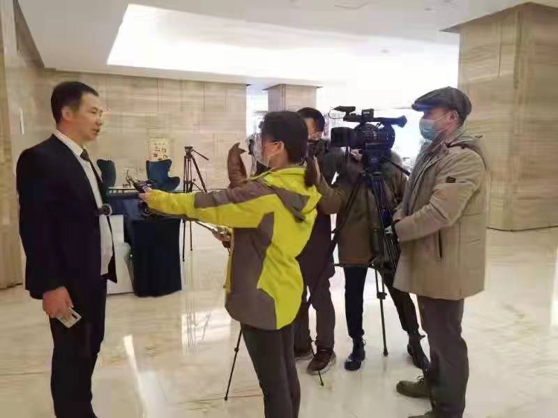 铜仁市侨界人大代表、政协委员“两会”  期间积极建言献策发出侨界声音