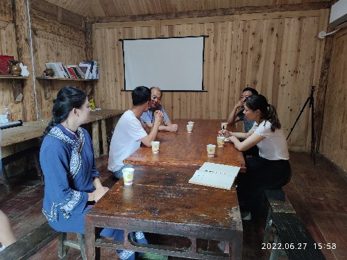 丁廷坤调研新的社会阶层人士统战工作