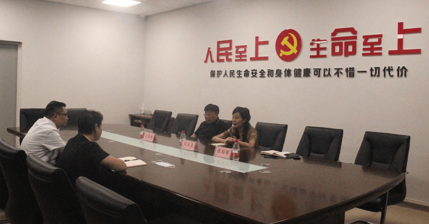 刘五星调研农工党组织建设工作