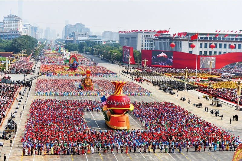 尤权：做好新时代党的民族工作的科学指引