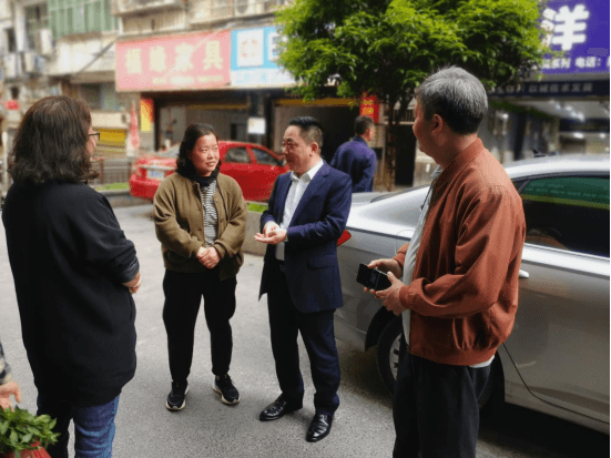 市委统战部深入社区 开展全国文明城市宣传调研暨志愿服务活动