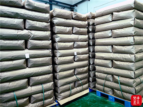 思南出口茶企全力赶制新春出口“第一单”