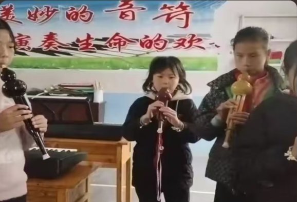 教育路上的民族团结“践行者”