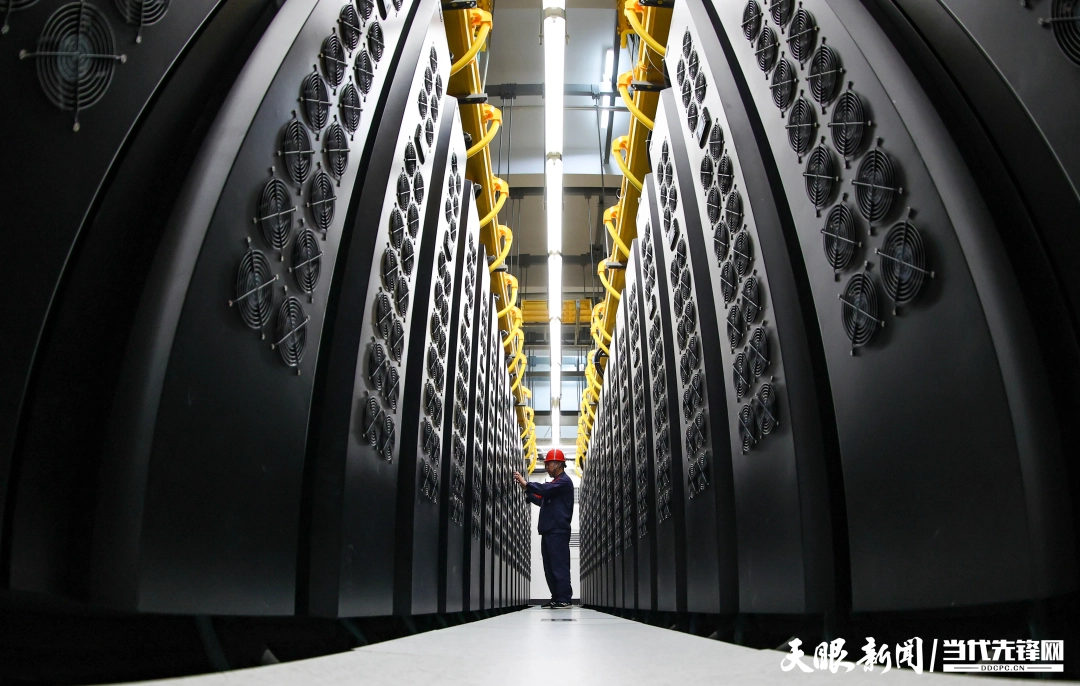 向“新”而行，这边风光无限好——代表委员热议民族地区数智发展