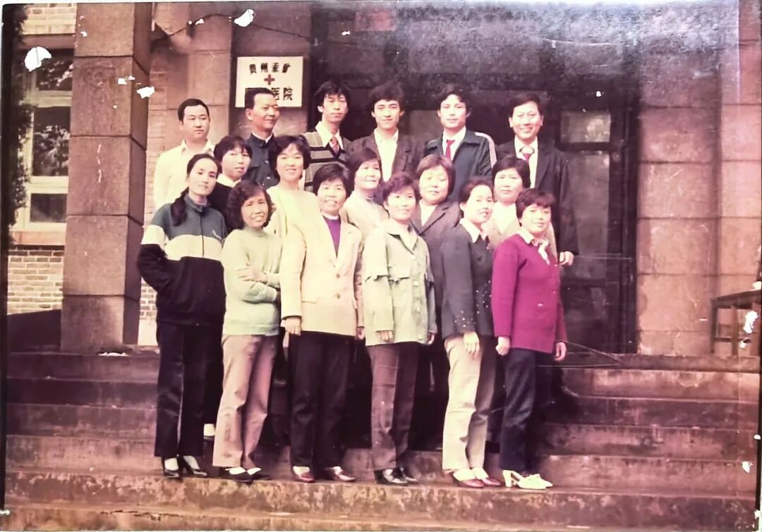 老归侨谢秉祥：扎根万山数十载 见证从矿山兴衰到城市新生