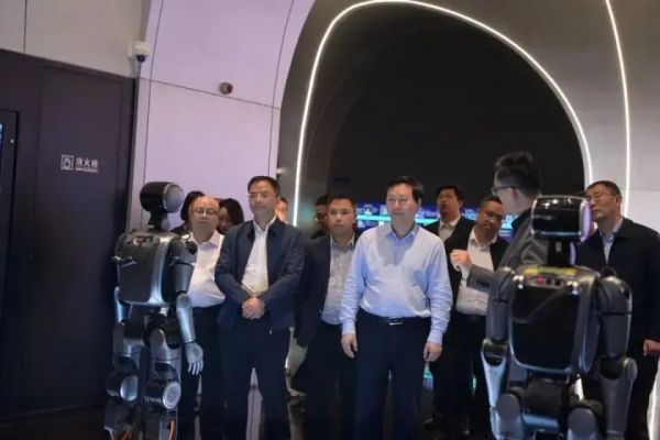 穆嵘坤率队赴江西安徽浙江上海开展招商考察