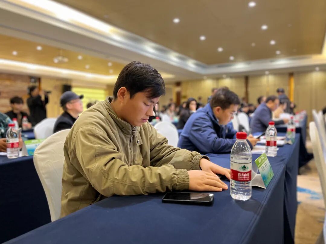 铜仁市青年网络人士“创见”大会暨“绿色铜仁新风采”网络宣传活动启动